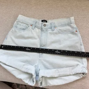 BDG Mom High Rise Denim Shorts Size 28 Light Wash Rolled Cuff Urban Outfitters thumbnail 9