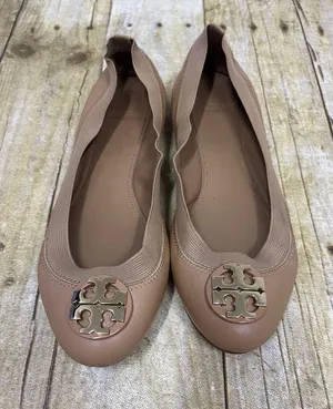 Tory Burch Women's Nude Leather Ballet Flats with Gold Emblem size 6.5 thumbnail 1