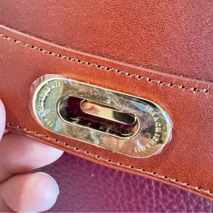 Isaac Mizrahi Bridgehampton Burgundy Cognac Leather Tote‎ Messenger Turnlock Bag thumbnail 5