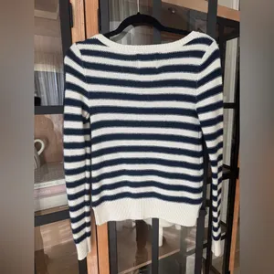 Vintage y2k American Eagle AE sweater navy striped wool v crew knit preppy 2010 thumbnail 2