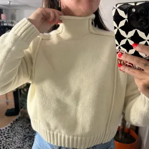 Zara Cozy Soft Knit Mock Neck Sweater Cream Size Small thumbnail 3