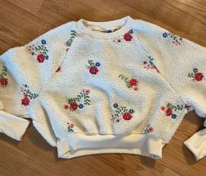 Urban Outfitters, Woman’s Fleece Crop Sweater, with‎ Flower Decals, Size S/P thumbnail 1