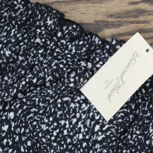 NWT Universal Thread Womens Balloon Long Sleeve Blouse 92235285 Black Abstract M thumbnail 6