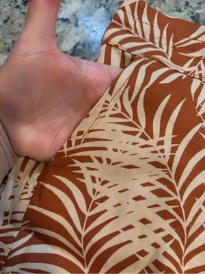 French Laundry Rust and Cream Palm-Print Drawstring Shorts thumbnail 2