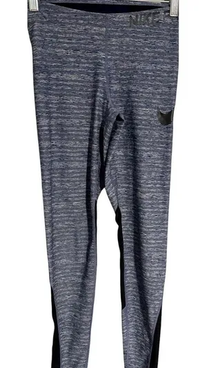 Nike Pro Leggings thumbnail 1