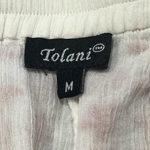 Tolani Shorts Women Medium Embroidered Lined Pockets Floral Asian Stretch Cotton thumbnail 2
