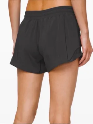 Lululemon Hotty Hot Shorts Black 3.5” Inseam Lined Run Gym Size 6 thumbnail 2