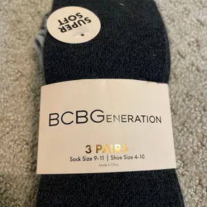 NWT- BCBGeneration Super Soft 3 Pairs Gray Long Socks thumbnail 4