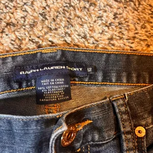 Ralph Lauren Sport Jeans Dark Wash‎ Denim Pony Logo Relaxed Fit Size 12 thumbnail 3