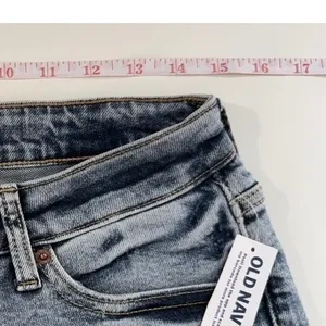 Old Navy High Rise OG Straight Jeans 10 Distressed Medium Wash‎ Raw Hem NWT thumbnail 7