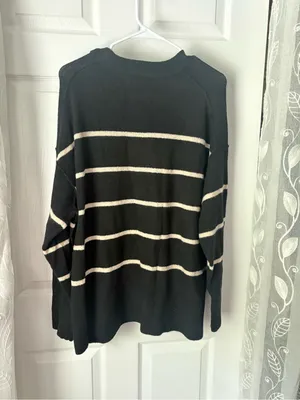 Aerie Womens Black cream Striped Crewneck Oversized Knit Sweater pullover sz M thumbnail 7