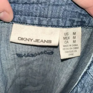 DKNY jeans vintage denim snap M short sleeve shirt thumbnail 3