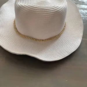 INC International Concepts White Beaded Straw Hat Sz O/S NWT thumbnail 8