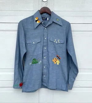 Wrangler Unisex Women’s Chambray Embroidered Shirt Pearl Snap Small thumbnail 2