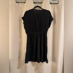 NWT Cupshe Black V-Neck Women's Swimsuit cover up thumbnail 2
