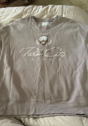 Abercrombie Crewneck Soft Collection thumbnail 1