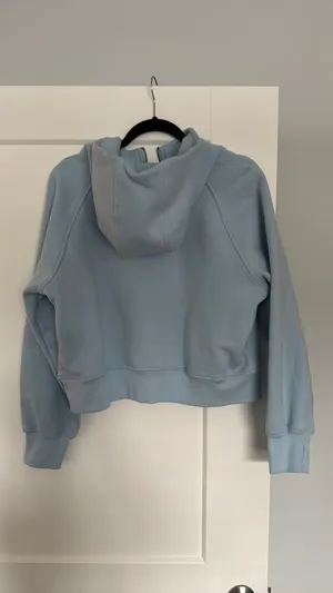 Amazon Baby Blue Cropped Sweatshirt thumbnail 2