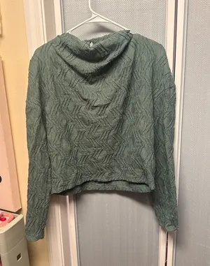 Anthropologie Zigzag Textured Mock Neck Keyhole Back Top Sage Green Size S thumbnail 1