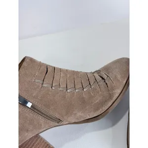 Franco Sarto Taupe Suede Ankle Booties Block Heel Modern Classic‎ Size 8.5 thumbnail 12