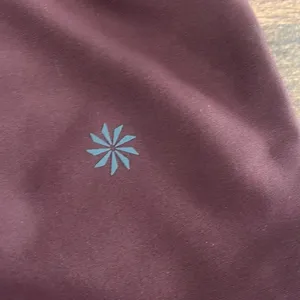 Athleta persistence laser cut 7/8 tight maroon leggings thumbnail 7