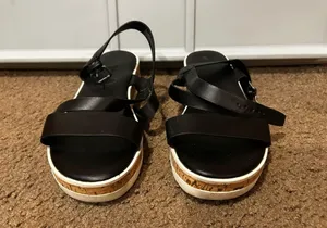 Universal Threads Sandals Platform thumbnail 1