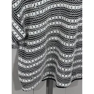 LOFT Womens Large Black White Striped Textured Knit Fringe Short Sleeve‎ Blouse thumbnail 3