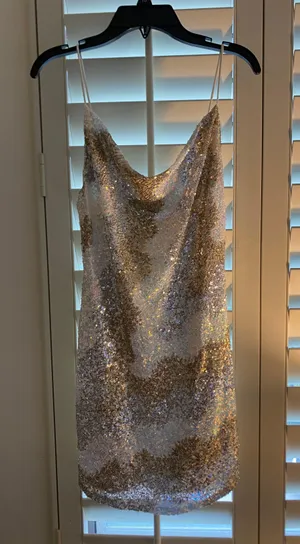 Dress thumbnail 2