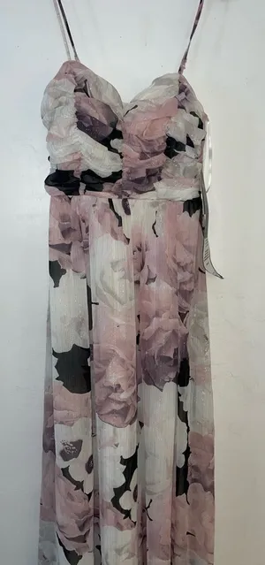 New size 3 woman’s maxi dress thumbnail 1