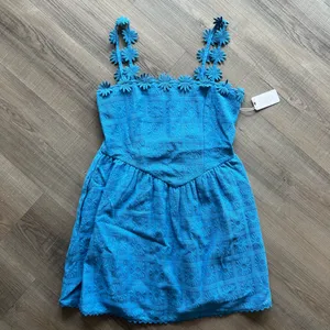 NWT Saylor Fara Dress thumbnail 3