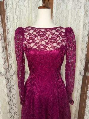 Gorgeous Vintage 1980s Dance Allure Lace Formal Dress thumbnail 4