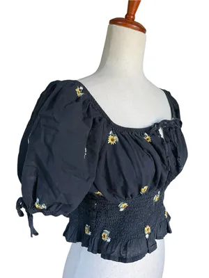 Live 4 Truth embroidered sunflower milkmaid-style crop top thumbnail 6