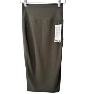 Lululemon Nulu Slim-Fit High-Rise Skirt Size 6 Army Green NWT thumbnail 4