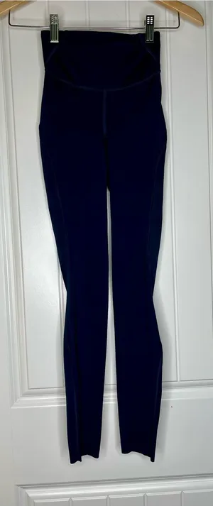 Lululemon Base Pace High-Rise Tight True Navy Size 0 Athletic Workout Classic thumbnail 1