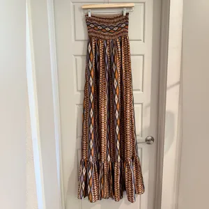 Miss Me Boho Patterned Strapless Maxi Dress‎ Size Small thumbnail 2