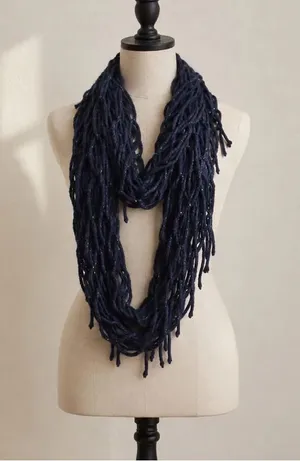 Steve Madden Open Knit Infinity Scarf Chunky Fringe Loop Winter Boho thumbnail 1