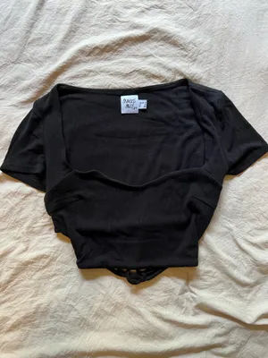 Princess Polly Black cropped top with back tie detail thumbnail 3