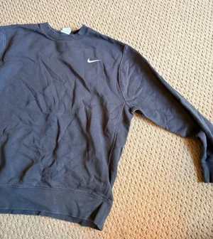 crewneck thumbnail 1