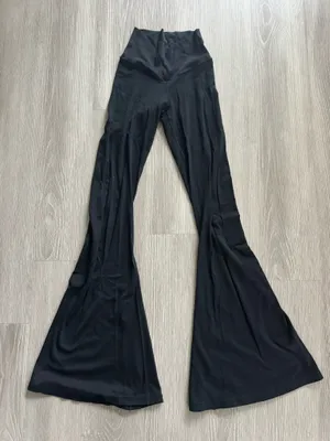 Aerie OFFLINE Criss-Cross Flare Leggings thumbnail 2
