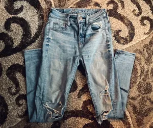 American Eagle Outfitters Jeans thumbnail 1