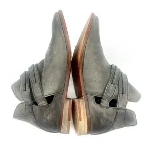 Free People Braeburn Distressed Gray Leather Ankle Boots 37 Double Buckle Strap thumbnail 11