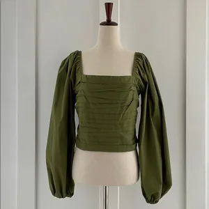 ABERCROMBIE & FITCH Puff Sleeve Pleated Bodice Ruched Crop Top in Green Size M thumbnail 2