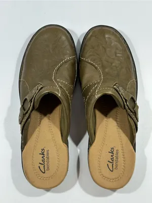 Clarks Bendables Olive Green Crinkle Leather Buckle Mules 8.5N Narrow thumbnail 2