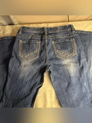 Rock & Republic Dark Blue Denim Jeans with Pink Embroidery thumbnail 14