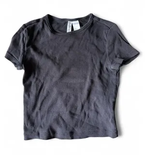 H&M Divided gray ribbed crop top t shirt. Size S. thumbnail 1