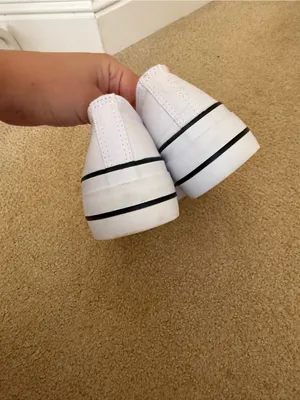 White Low thumbnail 3