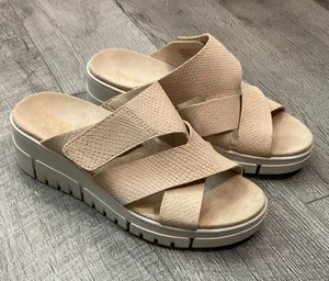 Vionic Uptown Sunset Supportive Slide Sandal Womens Size 8.5 Wide thumbnail 1
