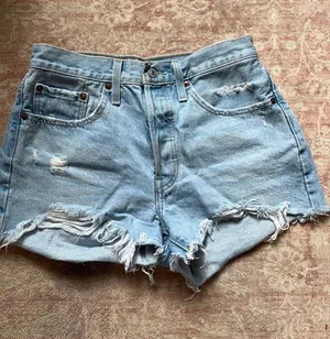Levi’s 501 Shorts thumbnail 1