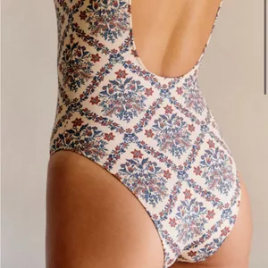 Sézane floral swimsuit NEW thumbnail 2