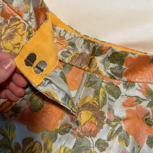 Flowered shorts thumbnail 2