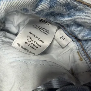 Vervet Blue 90s Vintage Straight Jean‎ light wash women’s size 26 thumbnail 4